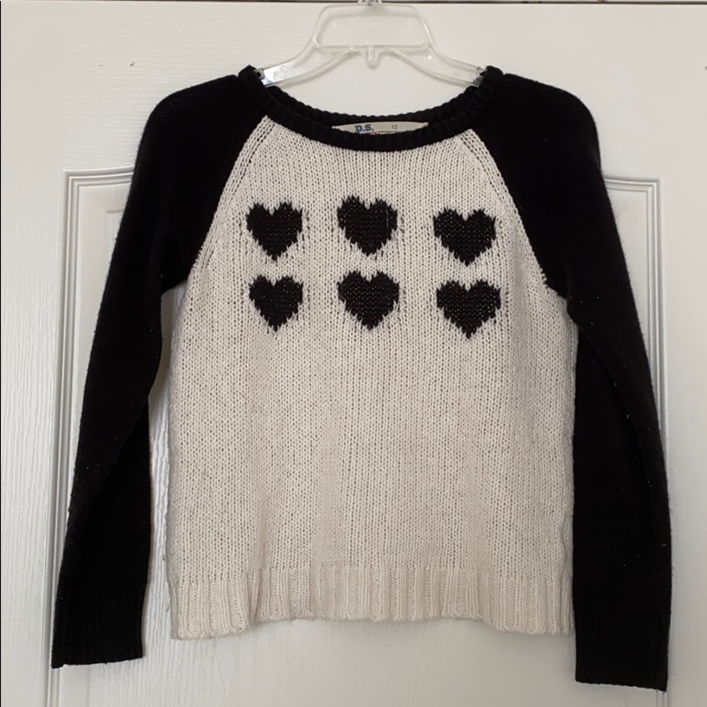 B&W heart knit sweater